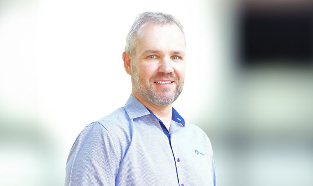 tony-rossiter-mr-rights Tony Rossiter - Holmans